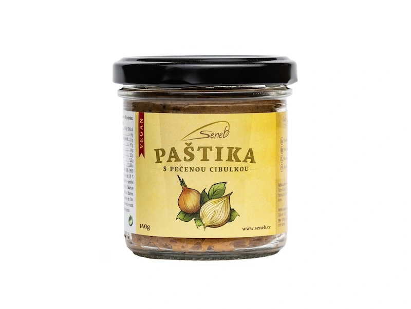Paštika s pečenou cibulkou